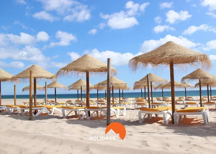 #172 Falésia Beach Apartment Walk to Sand Appartement