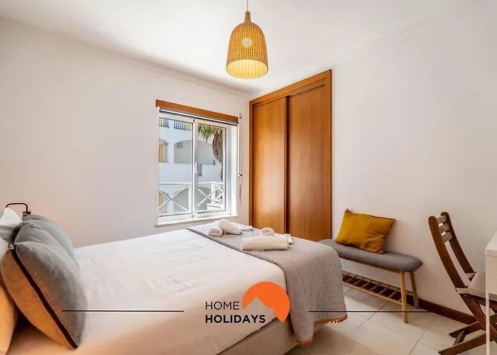 #172 Falésia Beach Apartment Walk to Sand * Albufeira